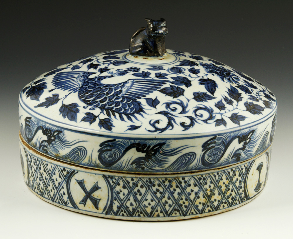 Appraisal: - Chinese Blue and White Porcelain Box Blue and white