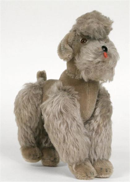 Appraisal: Steiff French poodle mid th century Dove gray with mohair