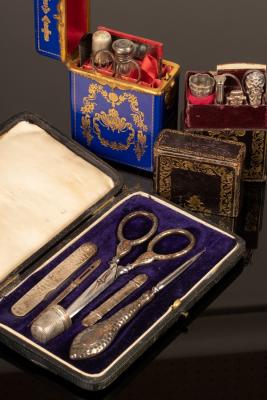 Appraisal: A sewing case the silver accessories R JZ Birmingham the