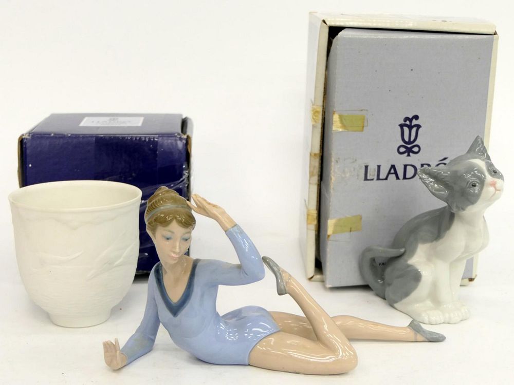 Appraisal: LOT OF LLADRO SPANISH PORCELAIN FIGURES A lot of three