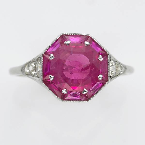 Appraisal: A pink sapphire diamond and eighteen karat white gold ring