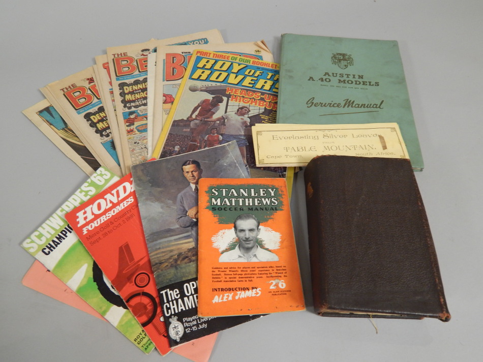 Appraisal: A quantity of books and ephemera to include 's open