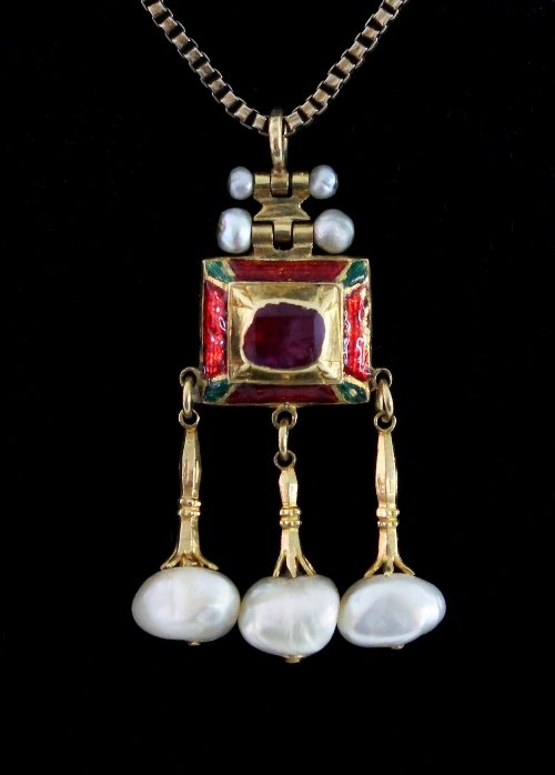 Appraisal: A Mughal ruby enamel and pearl pendant of rectangular form