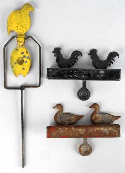 Appraisal: Lot of Cast Iron Animal Targets Description Includes bird spinner