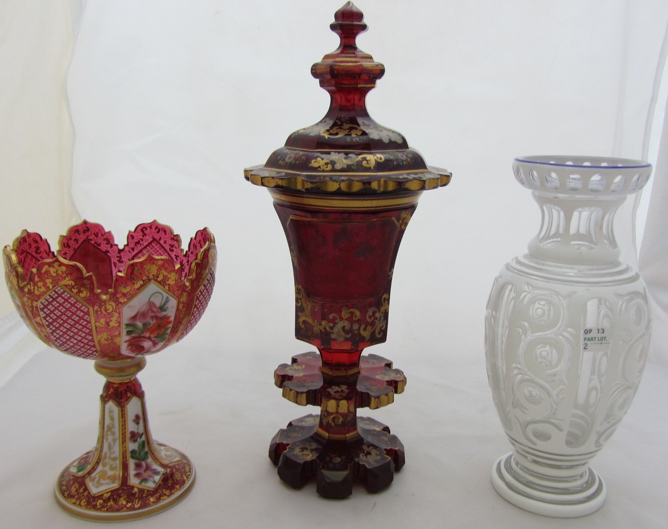 Appraisal: A ruby stained engraved cut glass jar and cover a