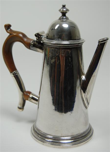 Appraisal: A George II small coffee pot London makers mark M