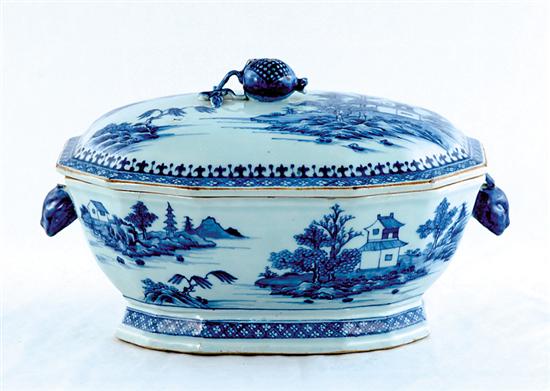 Appraisal: Chinese Export blue-and-white covered tureen th century pomegranate finial on