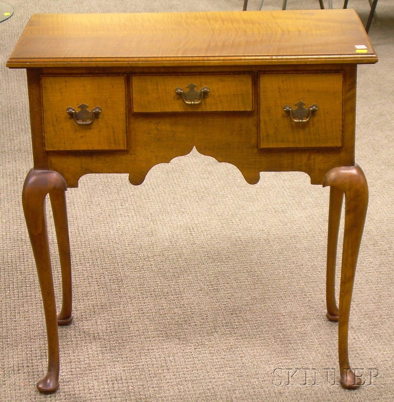 Appraisal: Small Queen Anne Style Tiger Maple Dressing Table c mid-