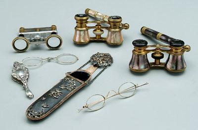 Appraisal: Five optical items two French opera glasses with mother-of-pearl -