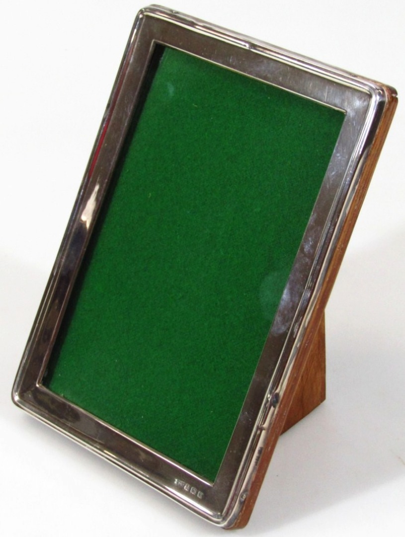 Appraisal: A George VI silver photograph frame by Walker and Hall