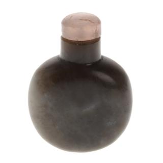 Appraisal: Chinese hardstone snuff bottle Chinese hardstone snuff bottle th th