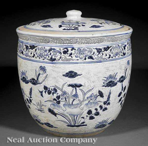 Appraisal: A Chinese Blue and White Porcelain Slip-Decorated Covered Jar the