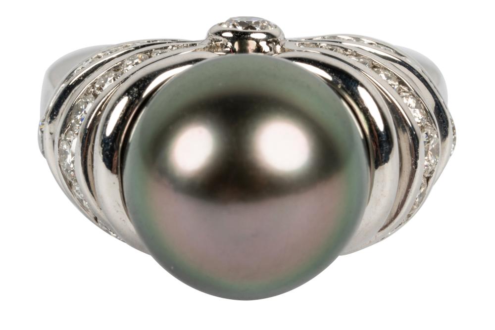 Appraisal: PLATINUM DIAMOND TAHITIAN PEARL RINGcentering one round Tahitian cultured pearl