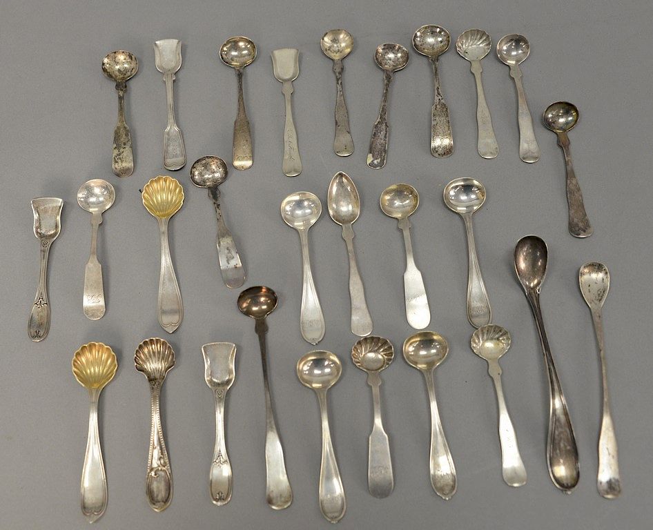 Appraisal: Large lot of N Harding Boston coin silver salt spoons