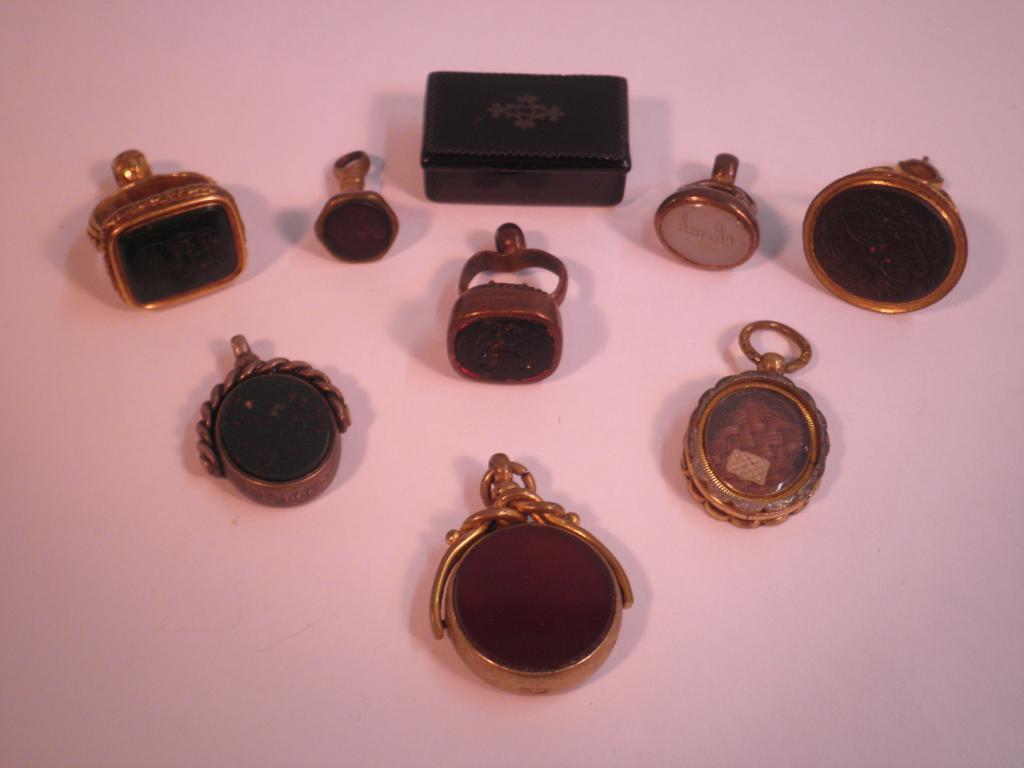 Appraisal: A gilt metal and bloodstone seal initialled DHW inset in