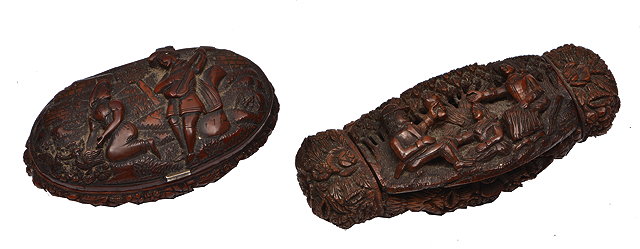 Appraisal: A TH CENTURY FRENCH CARVED COQUILLA NUT SNUFF BOX of