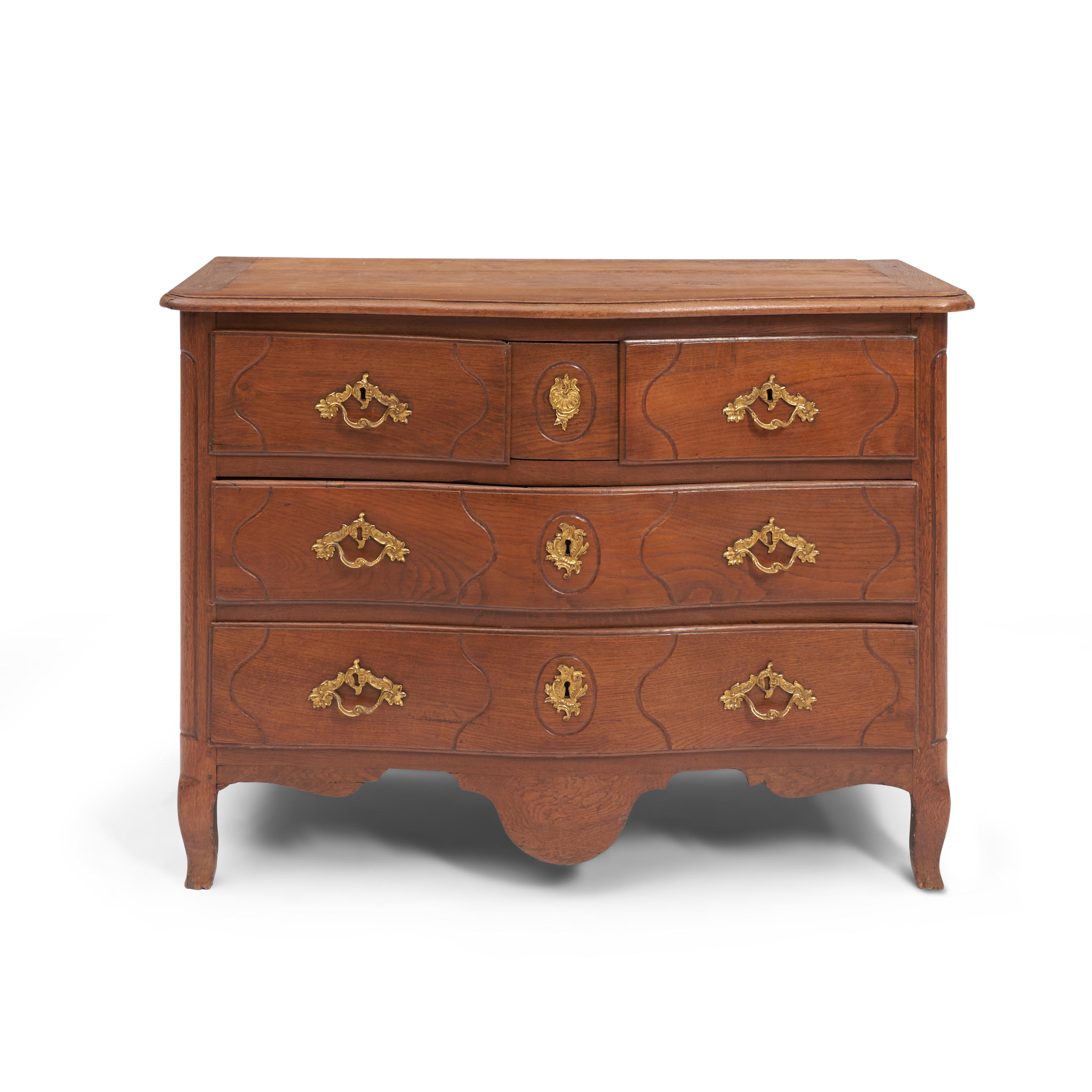 Appraisal: Classical-style Oak Serpentine Chest of Drawers the three drawers with