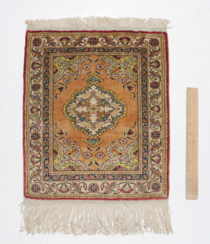 Appraisal: APPROX - YR OLD TURKISH HEREKE HAND KNOTTED SILK SMALL