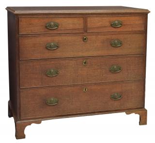 Appraisal: GEORGIAN OAK FIVE DRAWER CHEST C Georgian oak chest of