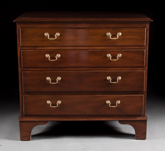 Appraisal: Kittinger Federal style mahogany chest four graduated drawers on bracket