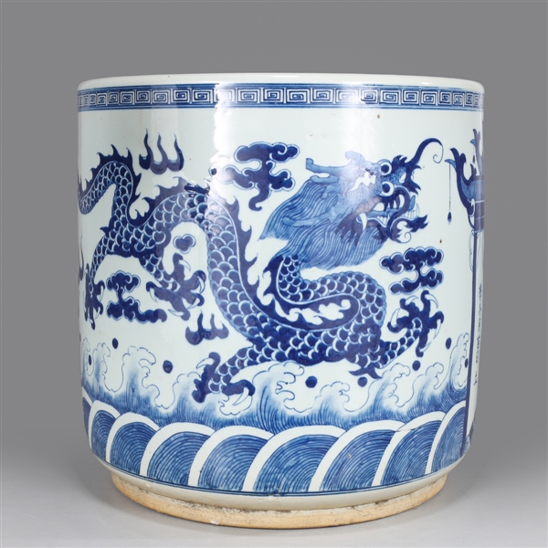 Appraisal: Large Chinese Guangxu-style blue and white porcelain jardiniere cylindrical featuring