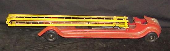 Appraisal: Keystone metal windup aerial ladder truck l windup works rust