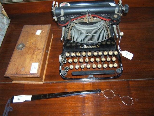 Appraisal: A SET OF TH CENTURY PHARMACY SCALES the oak box