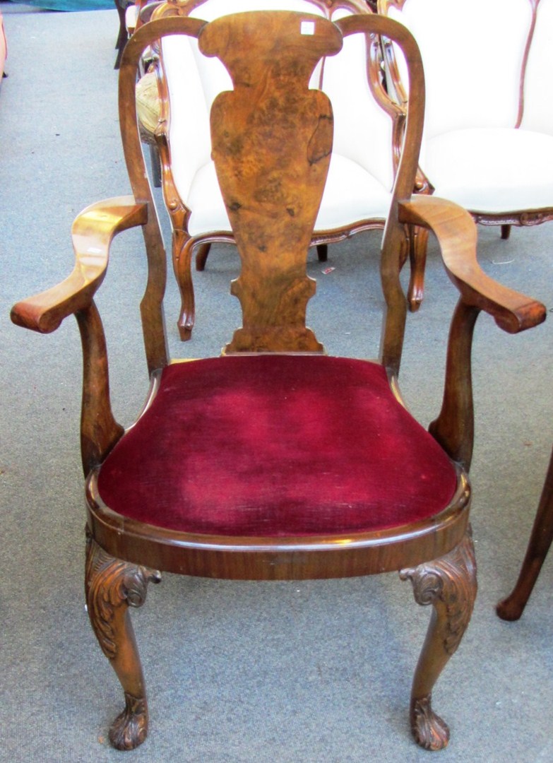 Appraisal: A set of six walnut framed dining chairs of early