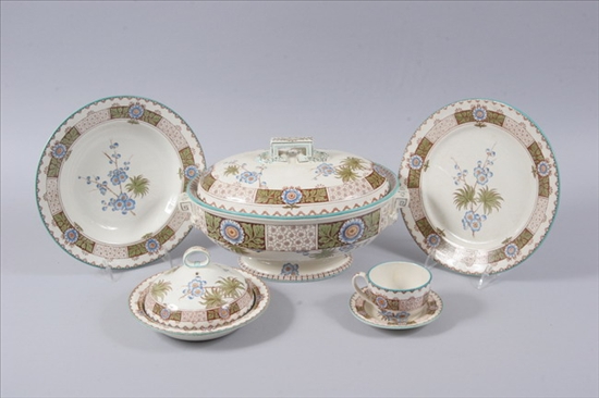 Appraisal: -PIECE WEDGWOOD PARTIAL DINNER SERVICE Japonica Sprigs pattern Including Five