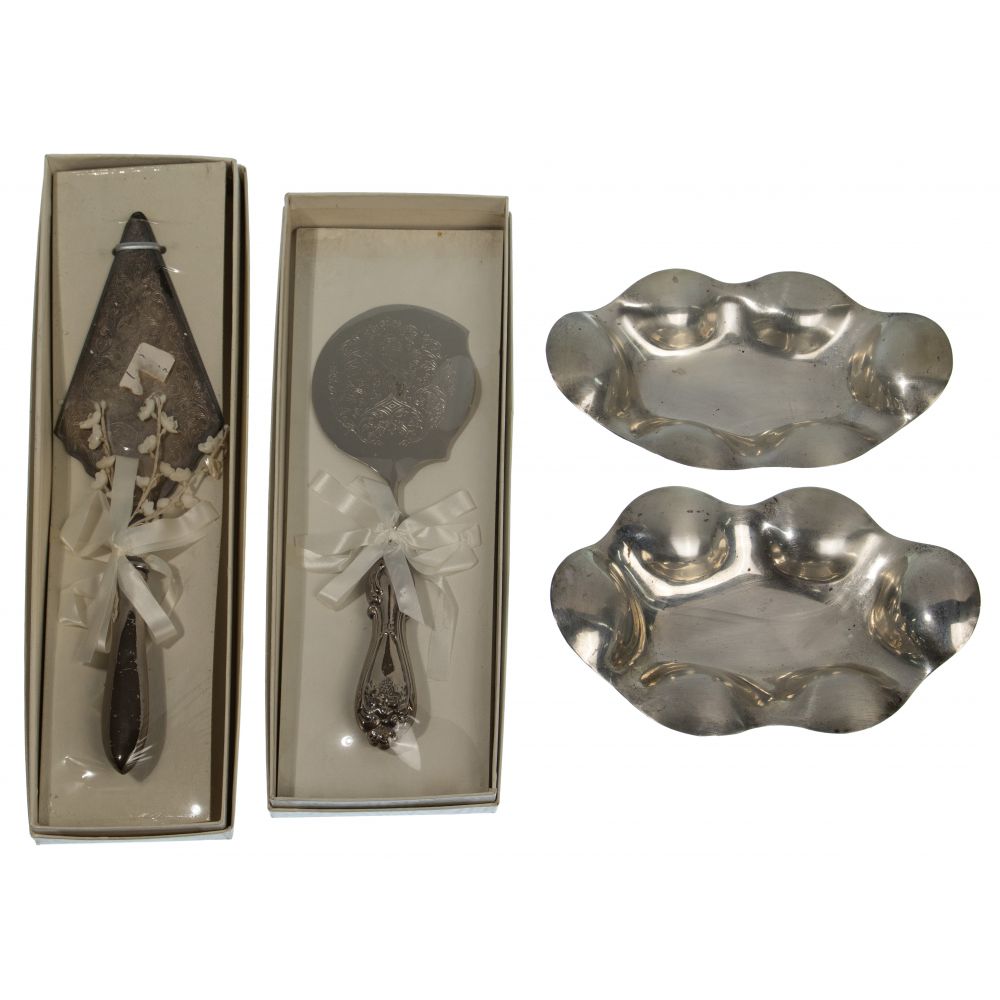 Appraisal: STERLING SILVER HOLLOWWARE AND FLATWARE ASSORTMENT items including Mexican footed