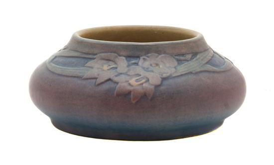 Appraisal: An American Pottery Vase Newcomb Sadie Irvine of low form