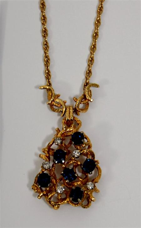 Appraisal: A 's ct gold sapphire and diamond set necklace of