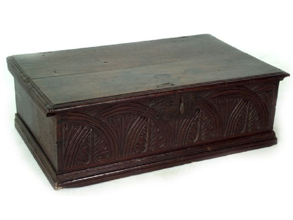 Appraisal: th CENTURY OAK BIBLE BOX the hinged moulded cover above