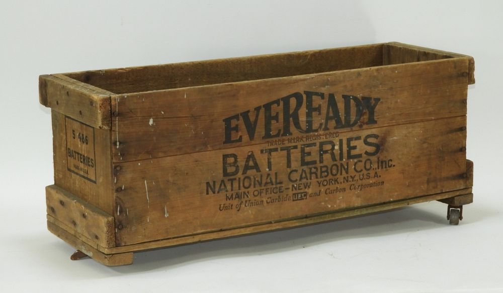 Appraisal: Eveready Batteries Advertisement Auto Display Box United States National Carbon