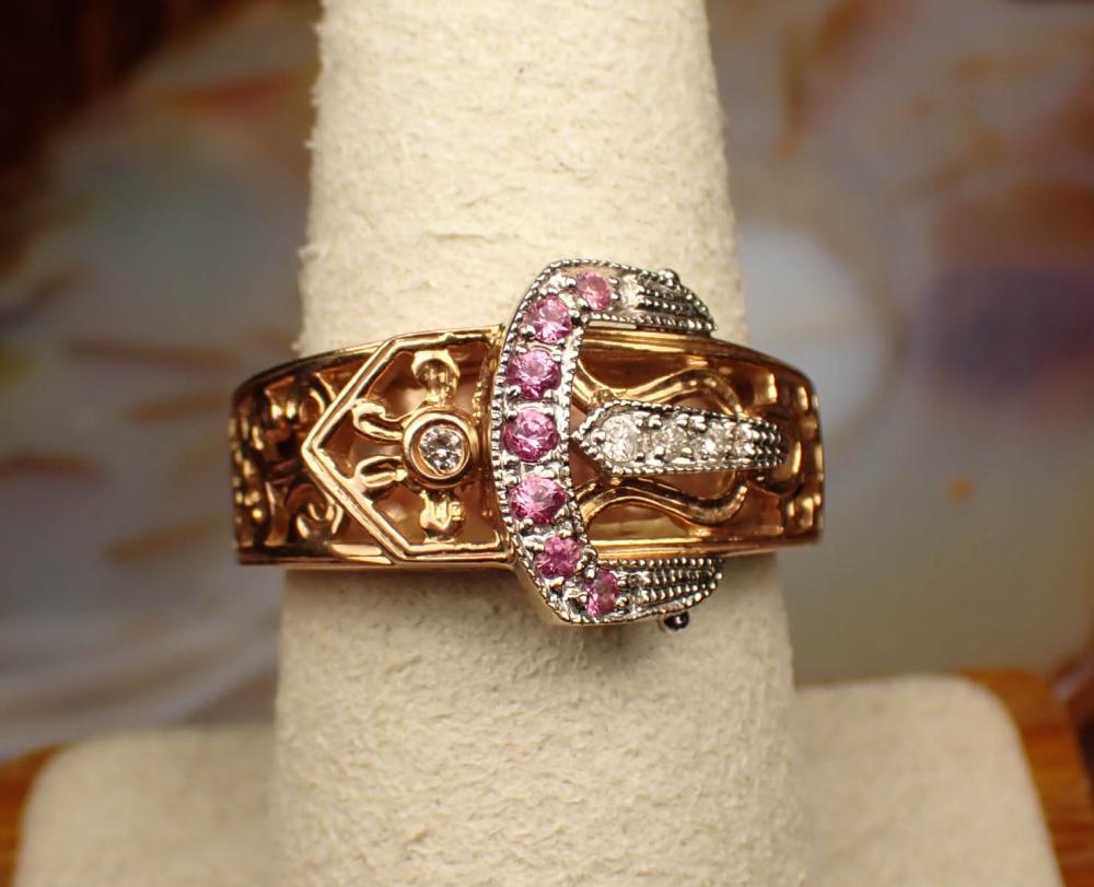 Appraisal: PINK SAPPHIRE DIAMOND AND FOURTEEN KARAT GOLD RING The k