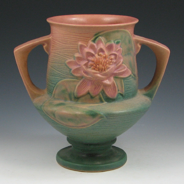 Appraisal: Roseville Water Lily - Vase Roseville Water Lily vase in