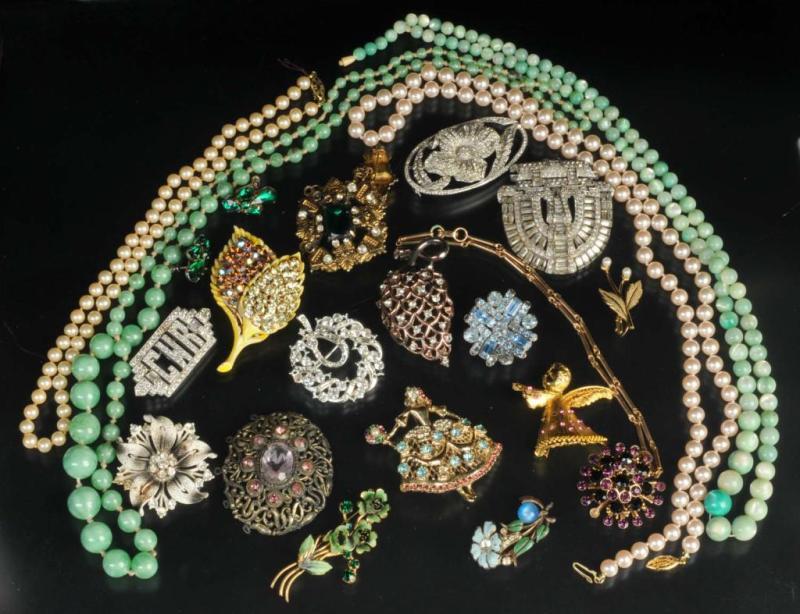 Appraisal: Large Lot of Antique Modern Costume Jewelry Description Includes many