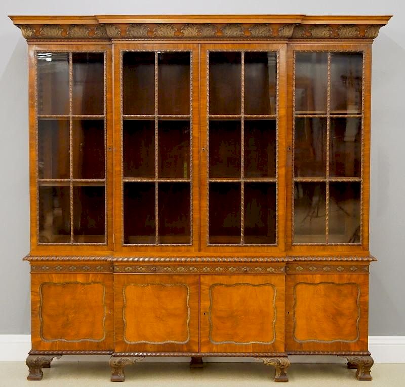 Appraisal: Chippendale style Breakfront A good 's Period Chippendale style Mahogany