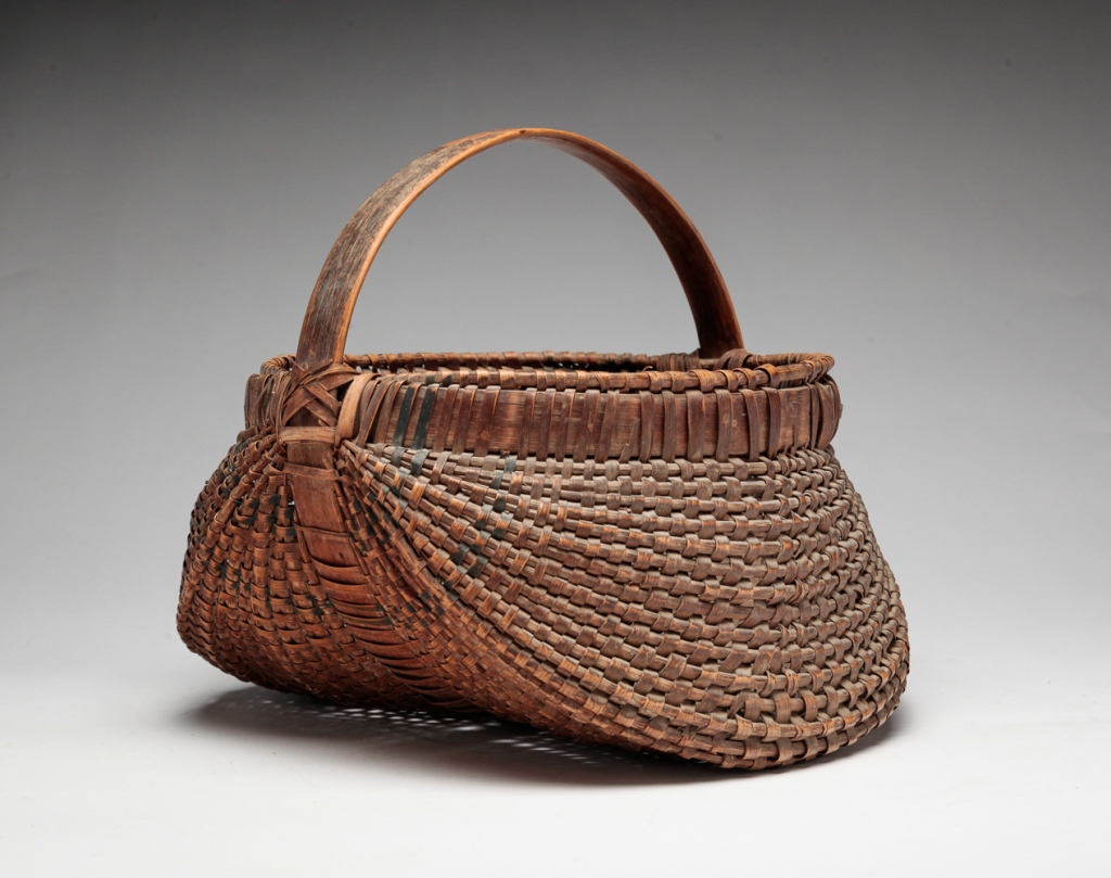 Appraisal: AMERICAN BUTTOCKS BASKET Late th century Woven splint with bentwood