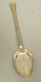 Appraisal: LAC English Hallmarked Sterling Lg Serving Spoon Handle with classical