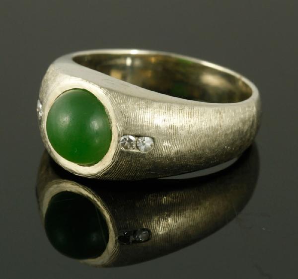 Appraisal: - Men's K Jade and Diamond Ring Men's K white