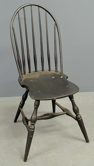 Appraisal: - Windsor bow-back side chair c h x w x