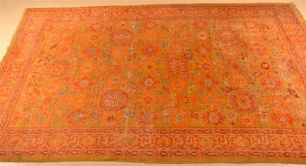 Appraisal: Room Size Oriental Rug Floral and Medallion Pattern Room Size