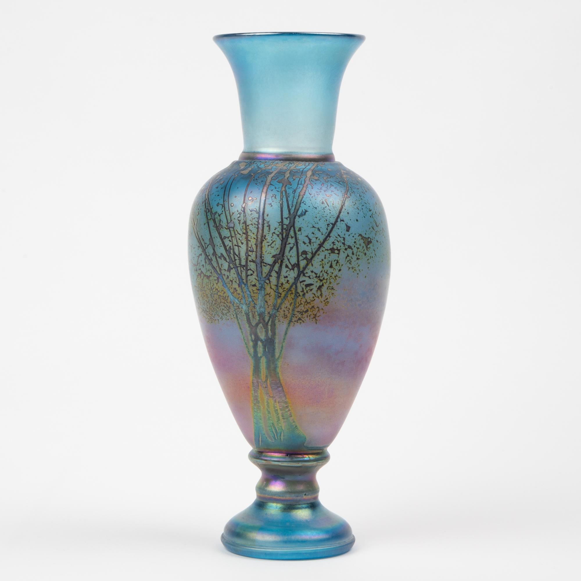 Appraisal: PEET ROBISON - ART GLASS VASE A Peet Robison -