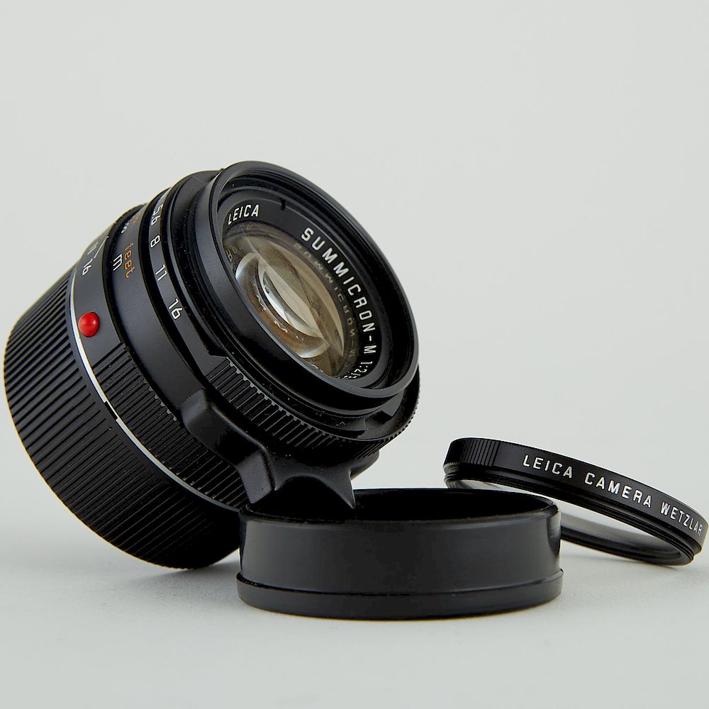 Appraisal: Leica SummiCron-M Camera Lens Leica SummiCron-M camera lens Serial No