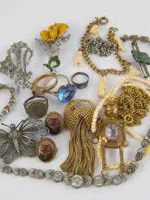 Appraisal: A mixed lot of costume jewellery including a white metal