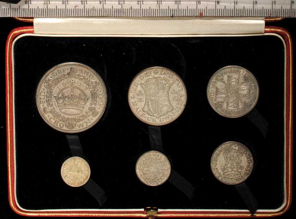 Appraisal: GEORGE V CROWN - THREEPENCE PROOF SET case of issue