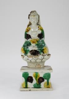 Appraisal: Chinese Qing Dynasty Sancai Glaze Pottery Guanyin CHINA QING DYNASTY