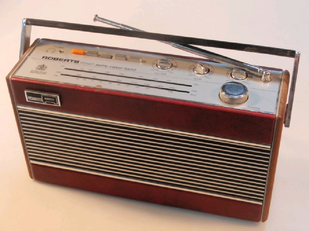 Appraisal: A Roberts R transistor radio