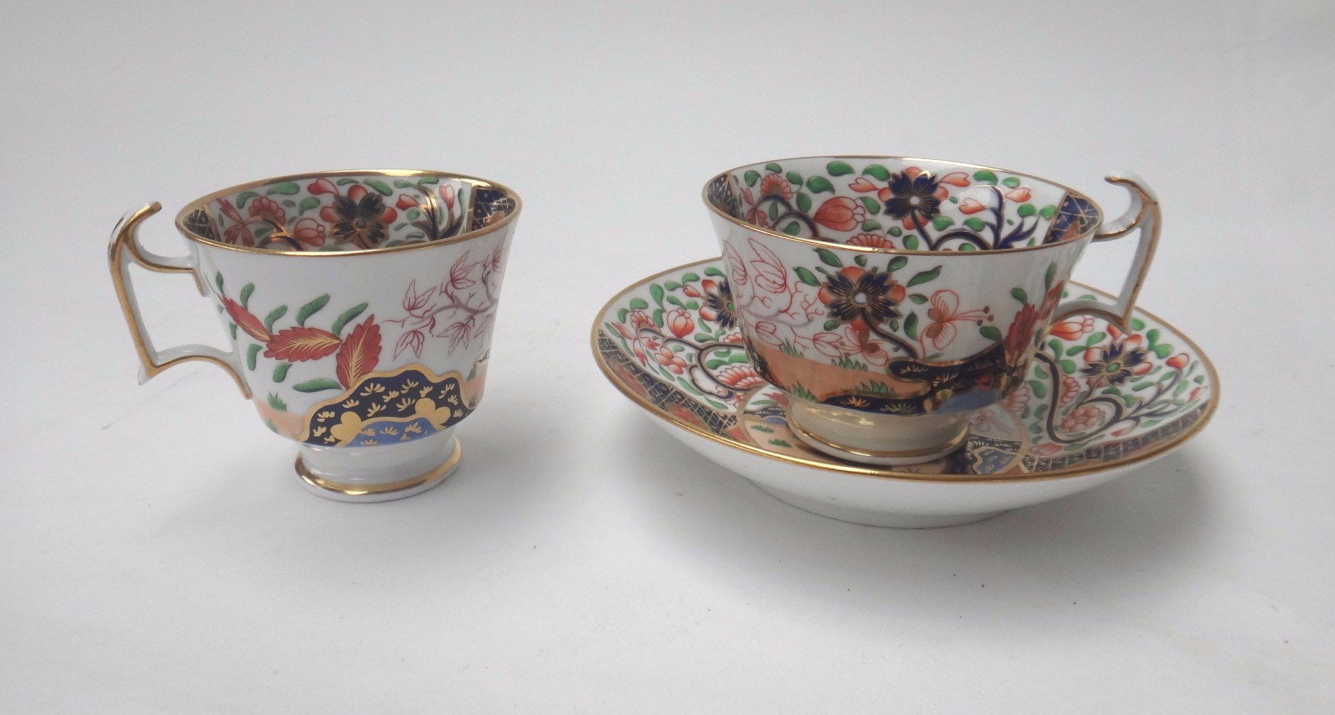 Appraisal: A Spode London shaped trio circa painted with Japan' pattern